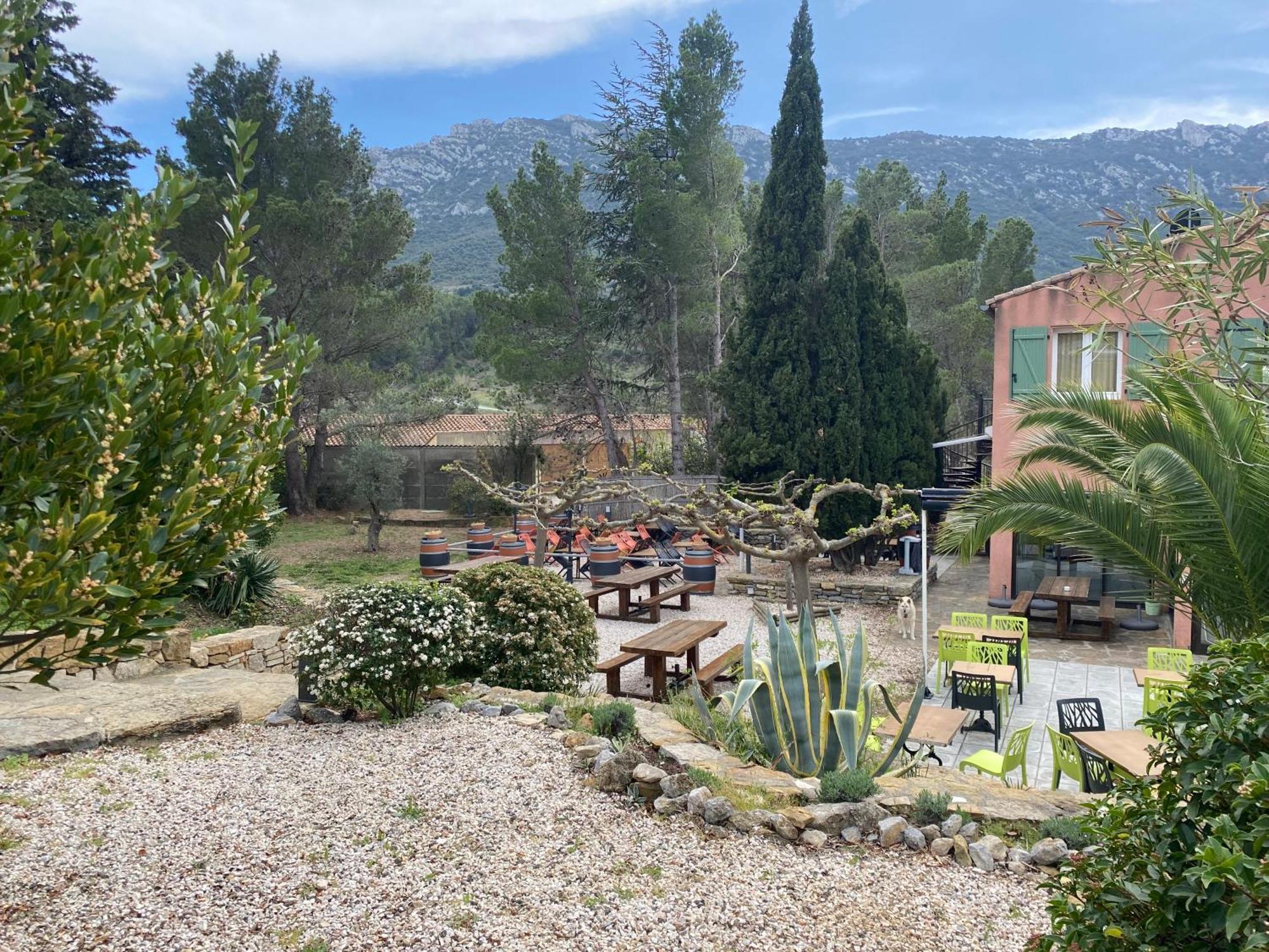 Auberge La Table Du Cure Cucugnan Dış mekan fotoğraf